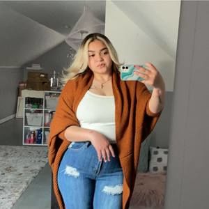 Meet your Posher, Ocarina